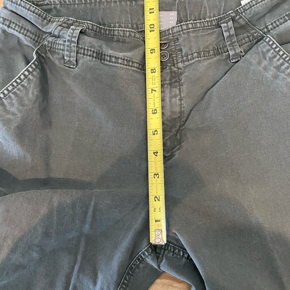 Columbia Khakis - Picture 5 of 6